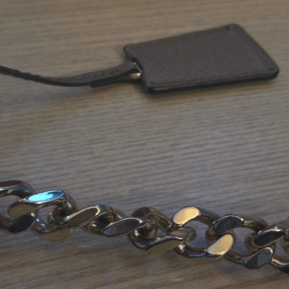 Michael Kors Canberra Elegant Gray Crossbody Bag - Picture 4 of 5